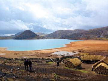 Hiking Adventure to Blue Lagoon in Ayacucho, Peru