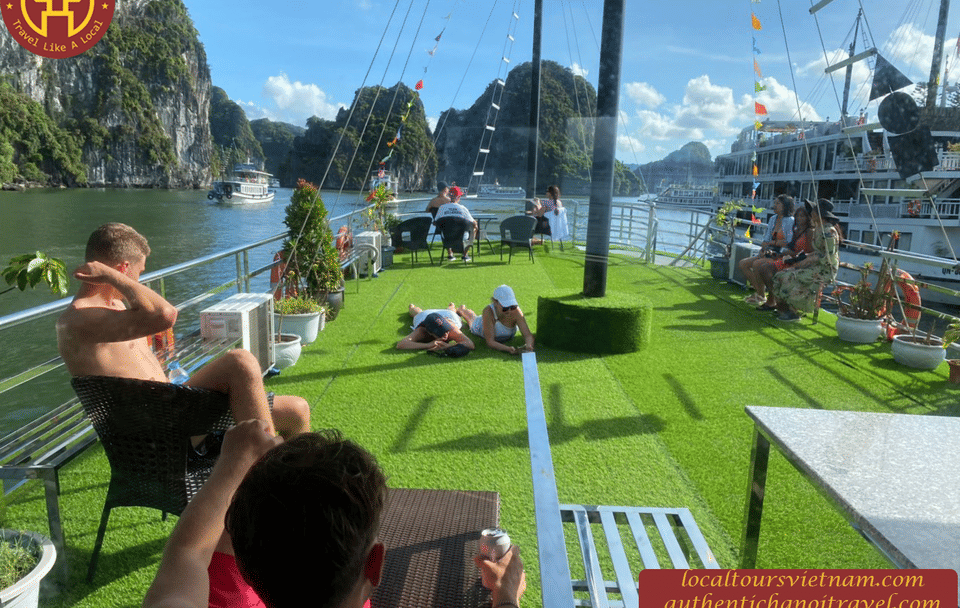 Halong Bay Full Day Adventure with Express Transfer from Hanoi