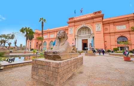 Cairo Day Trip from Hurghada with Egyptologist Guide