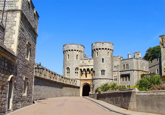 Windsor, Stonehenge, Lacock and Bath