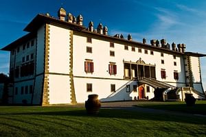 Wine & Olive Oil Tour in in a Medici Villa in Chianti (Tuscany) - (5 hrs) 