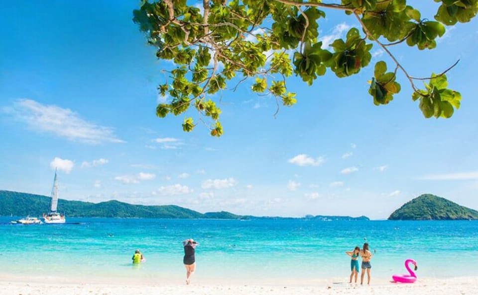 Snorkeling Day Trip to Racha and Banana Beach from Kathu