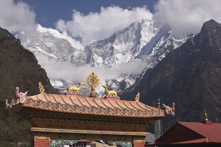 19 Days Mera Peak Climbing & Expedition – One Life-Changing Himalayan Adventure