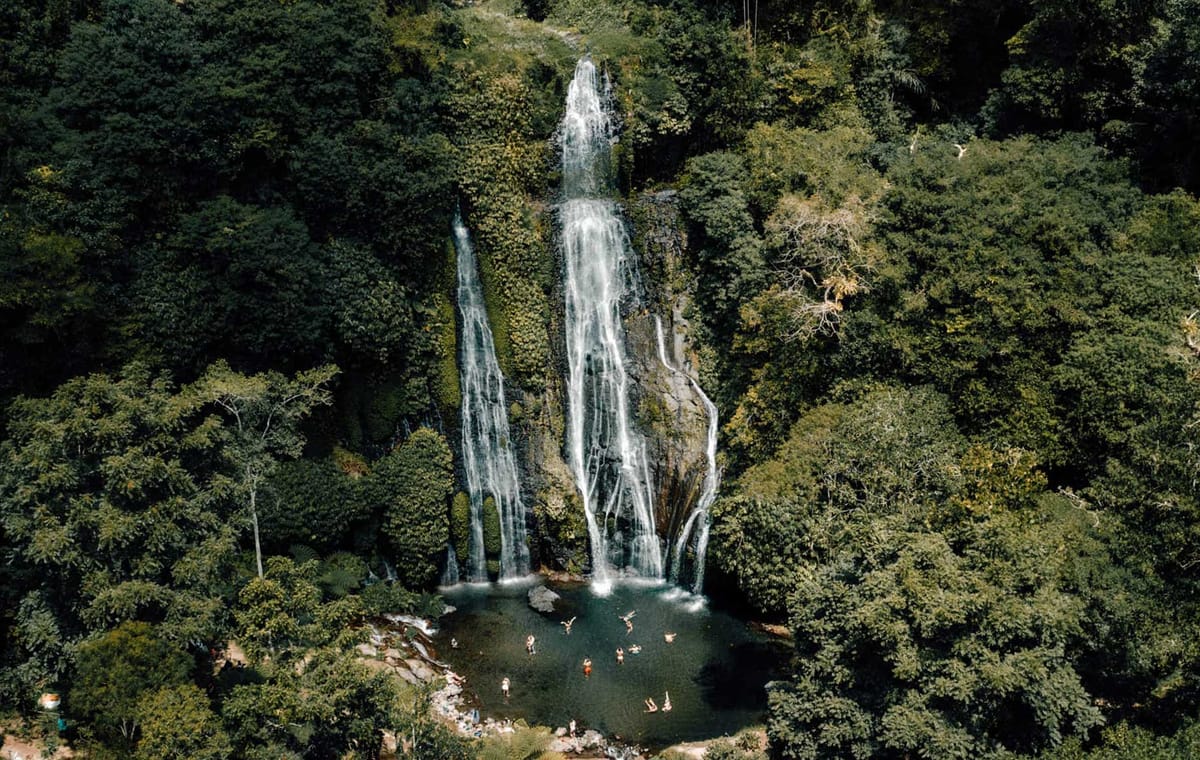 Bali Highlands Photography Tour at Handara Gate and Beyond