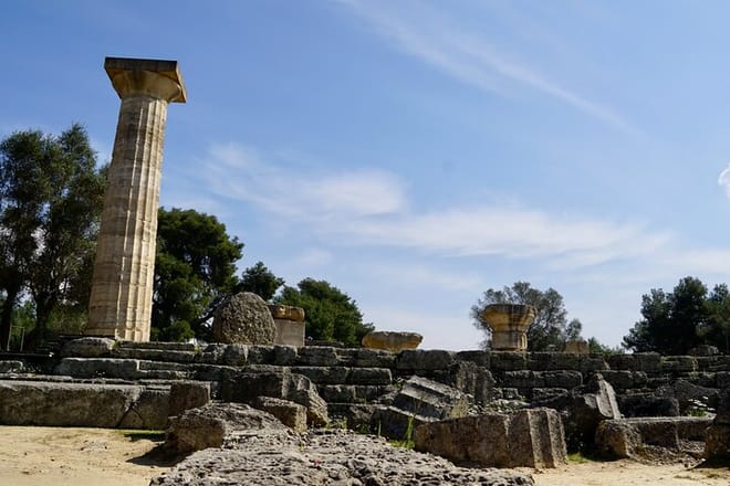 4 Days Private Tour: Corinth - Mycenae - Nafplio - Olympia- Delphi & Meteora  8
