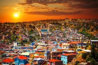 Small-Group Tour to Viña del Mar and Valparaiso from Santiago  2