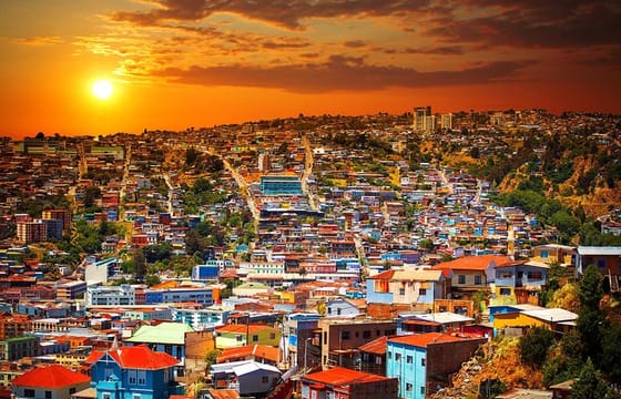 Small-Group Tour to Viña del Mar and Valparaiso from Santiago