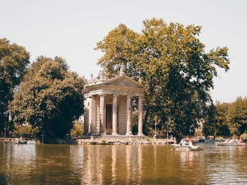 Professional Photoshoot at Villa Borghese Garden in Rome