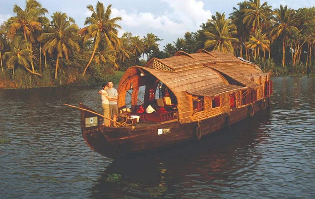 Cochin to Alleppey & Marari Beach (3 Days)