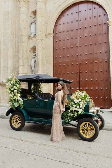 Rome Private VIP Vintage Car Tour: Luxury, Comfort & Prosecco (3h) 2