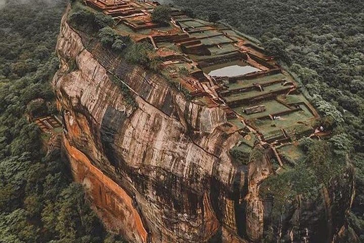 Private Day Tour : Handungoda and Galle from Colombo