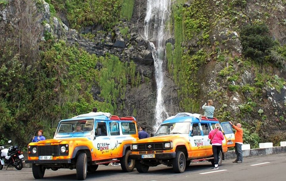 Northwest Madeira 4WD Tour to Porto Moniz and Ribeira Brava