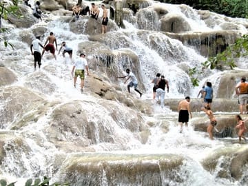 Hiking Dunns River Falls