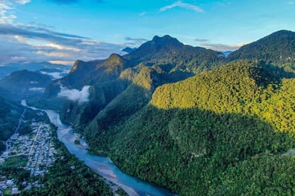 Tin-01 : Rio Derrepente’s Hidden Waterfalls – Paradise Unveiled