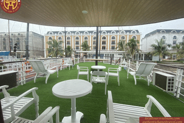 Halong Bay Full Day Adventure with Express Transfer from Hanoi