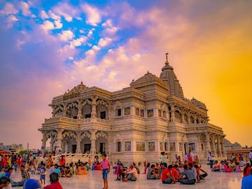 Mathura and Vrindavan Day Tour from Delhi by Minivan