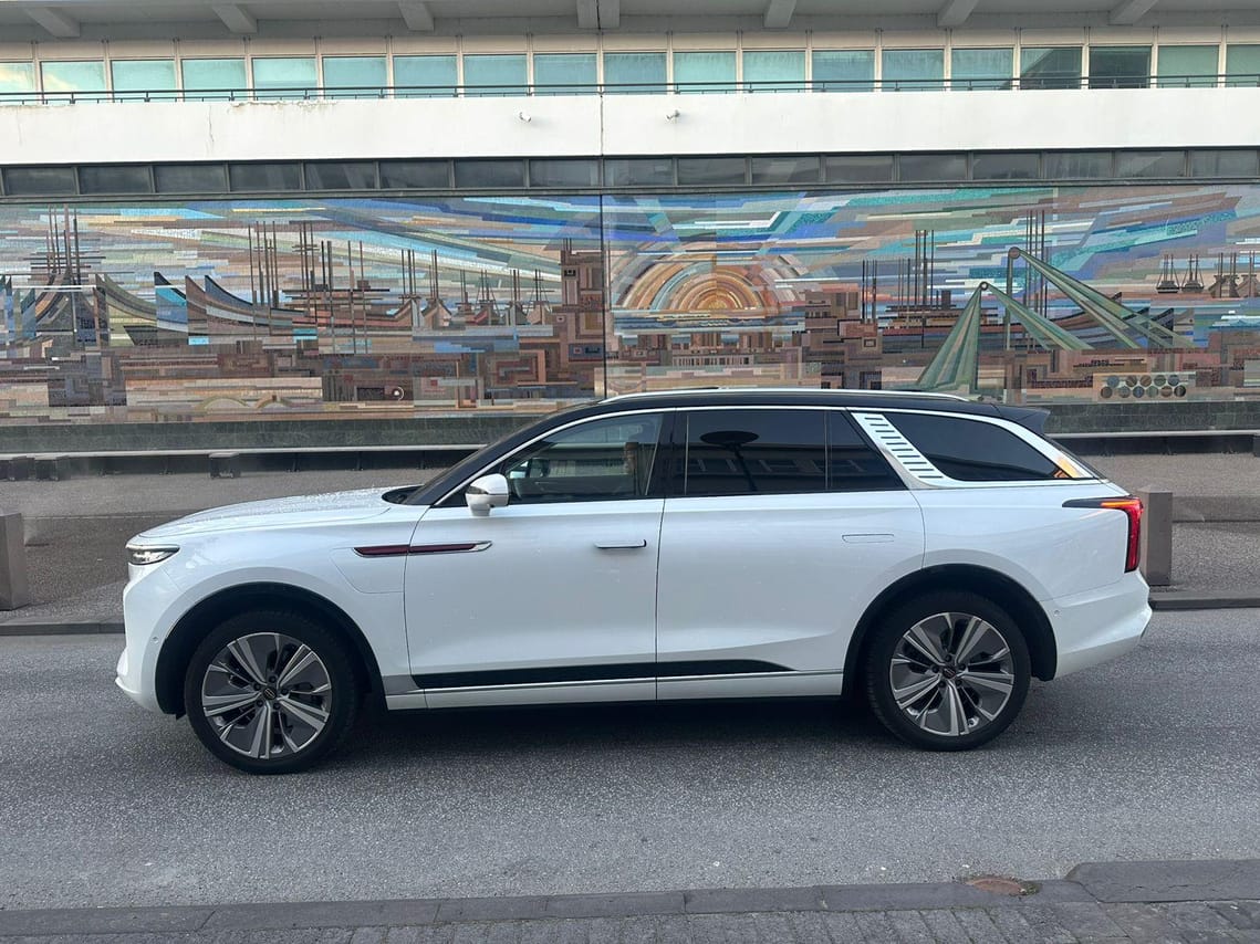 Private Airport Transfer: Reykjavik Cruise Port → KEF 3