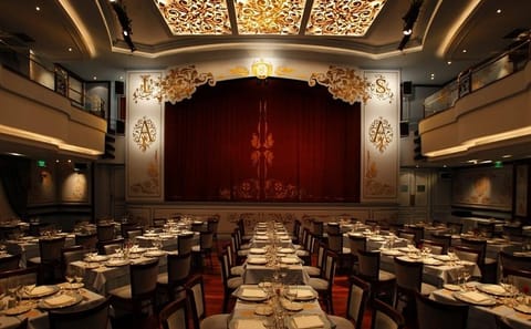 Dinner and Tango Show at Cafe de los Angelitos in Buenos Aires