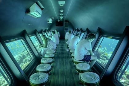 Semi-Submarine – 2-Hour Underwater Tour & Snorkeling – Hurghada