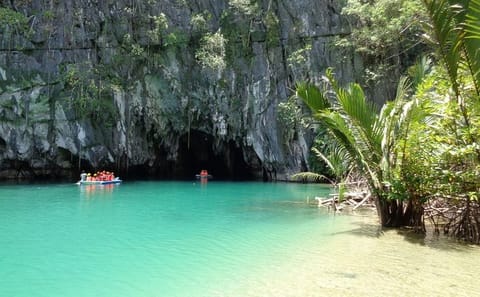Underground River and Ugong Rock Cave Adventure in Puerto Princesa