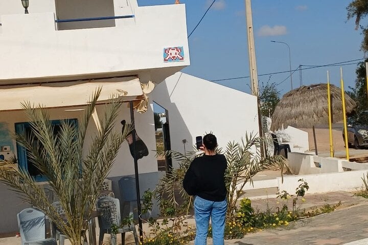 Djerba: a "Space Invaders" day with lunch. 4