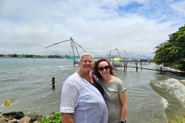 Backwater, Tea Estates, Temples & Palaces Tour from Cochin to Bangalore