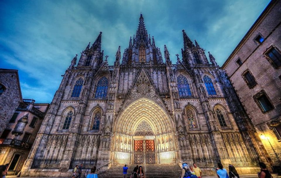 Guided Walking Tour of Barcelona's Gothic Quarter and Cathedral