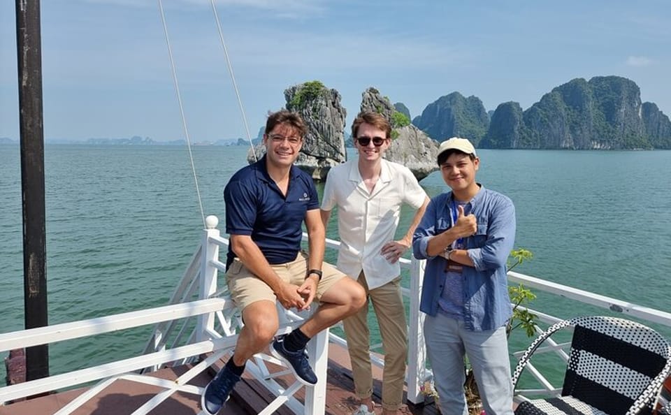 Ha Long Bay Tour: 4-Hour Cruise, Kayak, Cave Exploration & Lunch