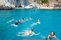 Luxury Private Boat Tour from Sorrento to Amalfi Coast– Shamal 40 7