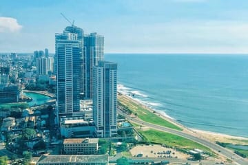 Colombo City Walking Tour: Explore Culture and History