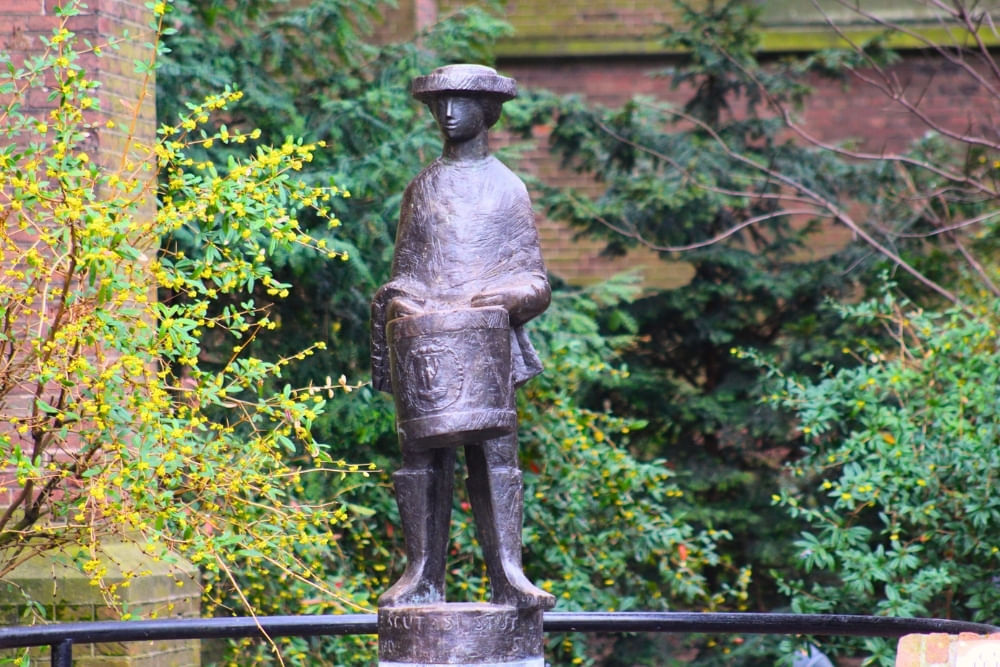 Street view near Catharinakerk along the route of the Eindhoven scavenger hunt City Detective.