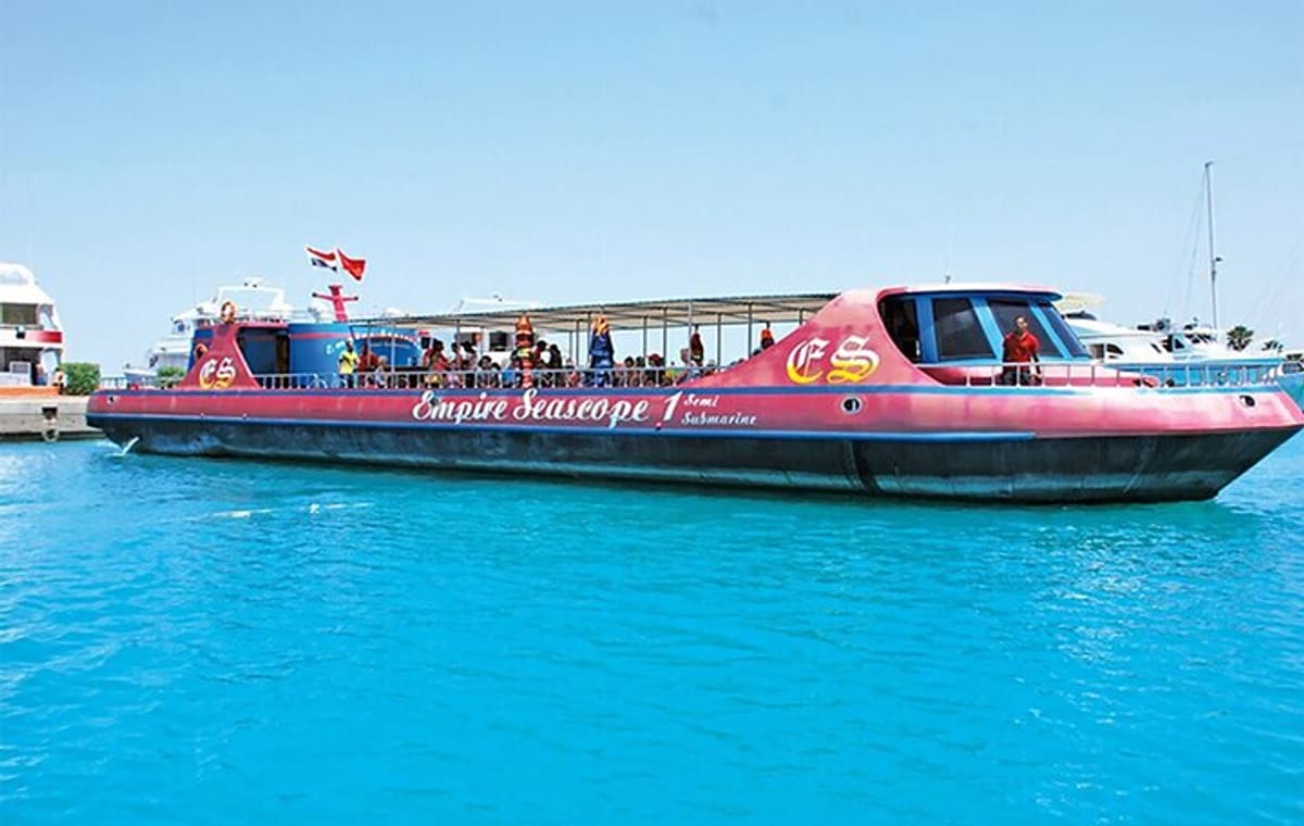 2 Hour Semi Submarine and Snorkel Tour in Hurghada