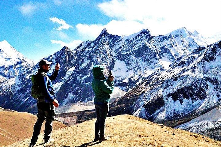 Trekking Adventure in Manaslu: Explore the Himalayas and Tibetan Culture