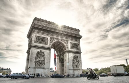 10-Day Private Van Tour from Paris to Switzerland