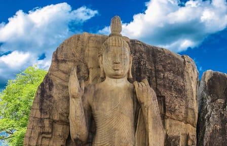 Aukana and Anuradhapura Cultural Day Tour from Habarana