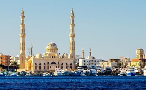 Private Guided City Tour of Hurghada, Egypt