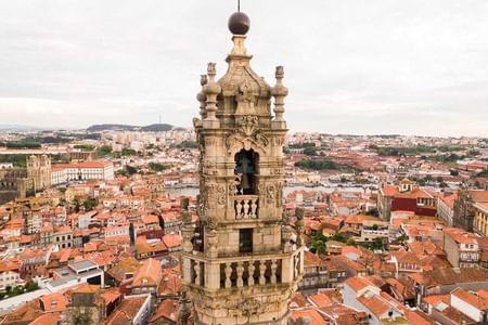 Porto Half-Day Historical Tour with Winery Visit and Tastings