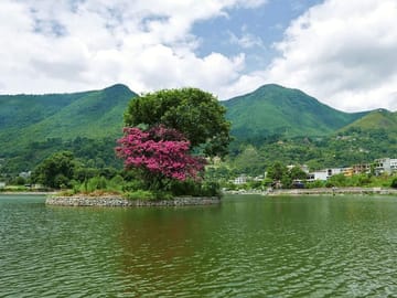 Hike to Bosan Danda with Taudha Sightseeing in Kathmandu
