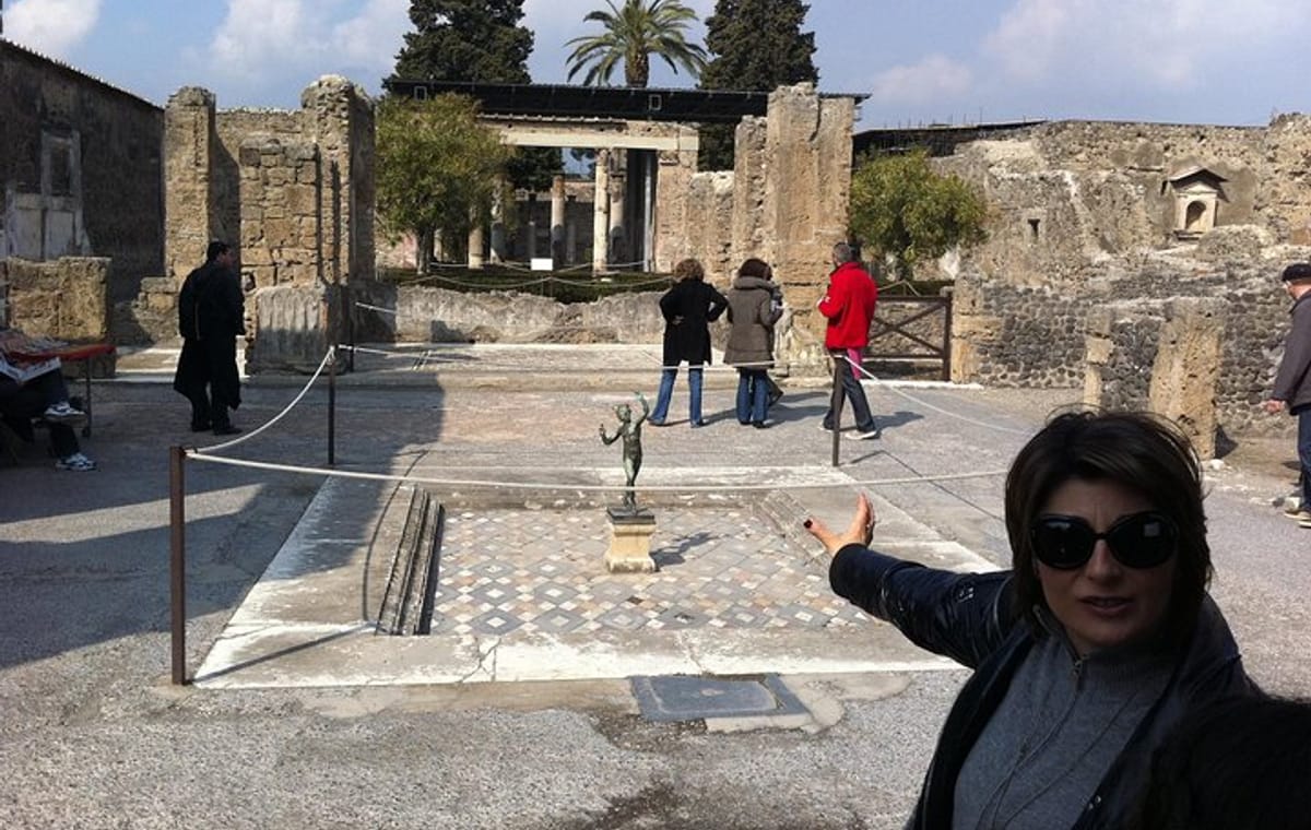 Day Trip from Rome to Pompeii