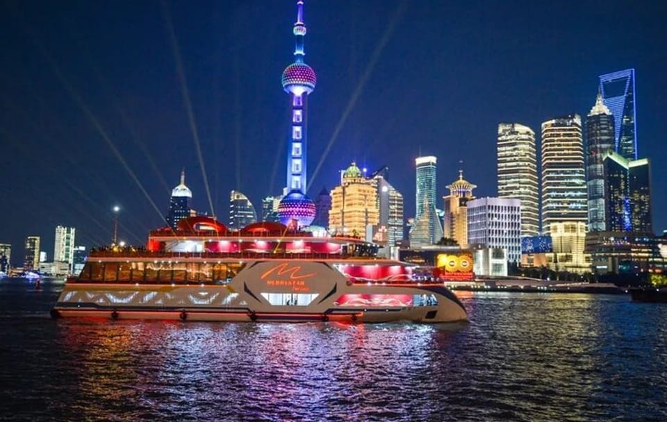 Private Huangpu River Cruise and Hot Pot Dinner in Shanghai