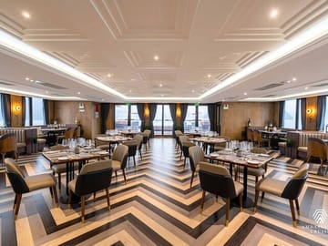 Ambassador Cruise- Luxury Day Trip From Halong Harbor with PICKUP
