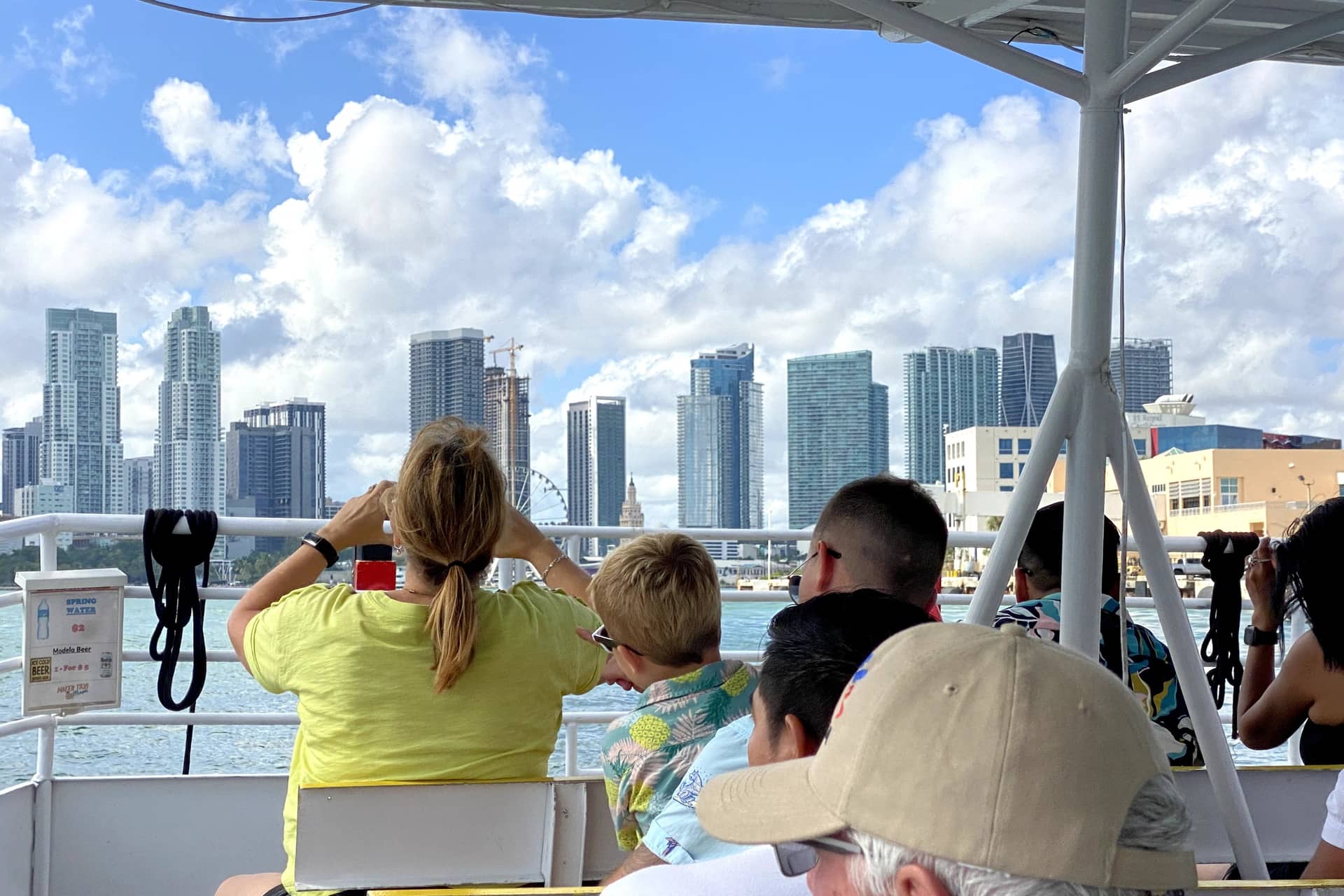 Bayside Marketplace: Cruise of Millionaire's Homes & Miami Skyline