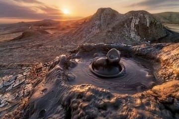 4 Nights Azerbaijan Tour with City History and Nature Trails