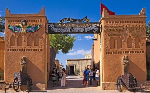 4-Day Desert Adventure Tour from Marrakech to Boumalne Dades