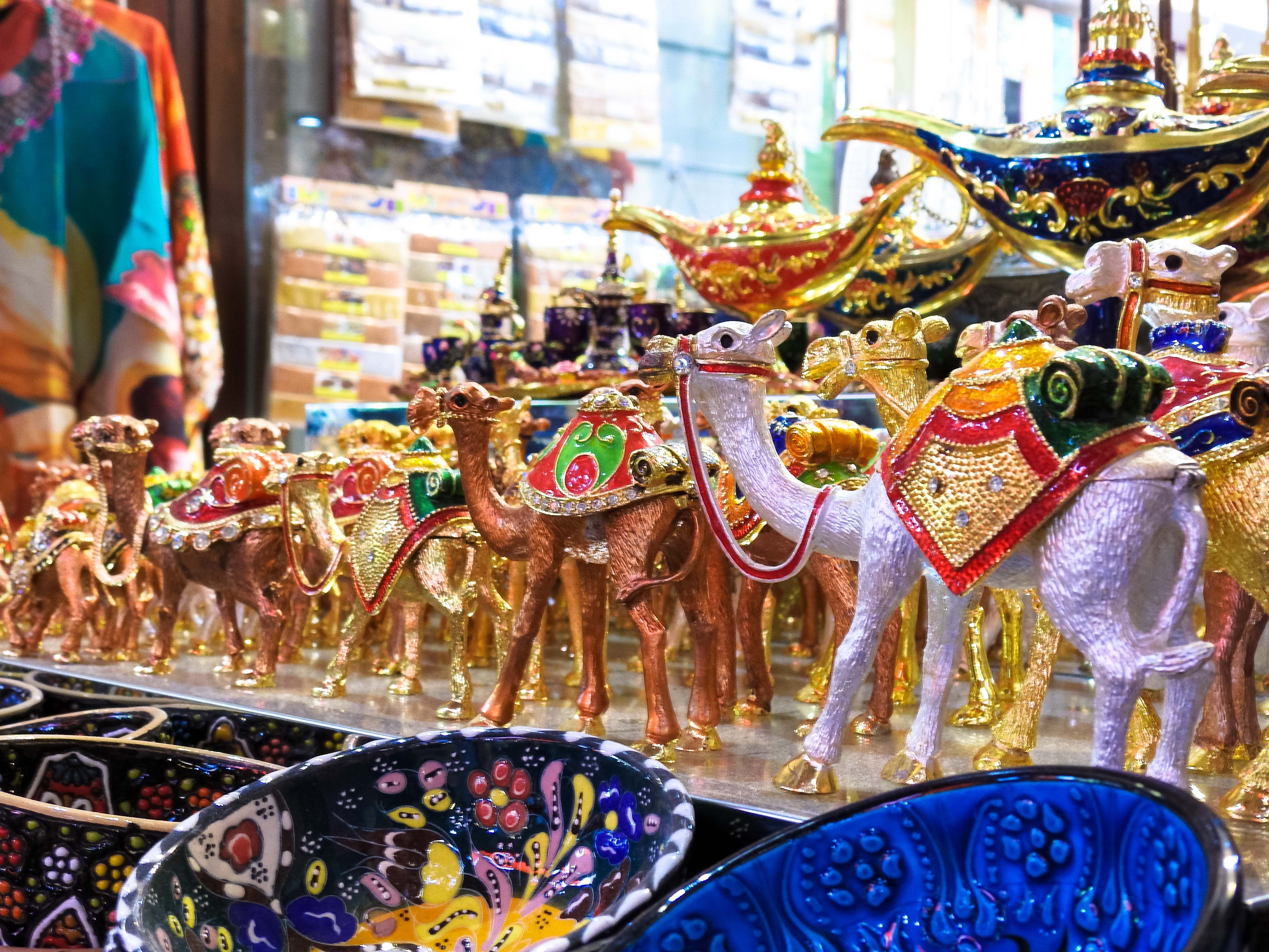 Shopping Tour Dubai with Daytur