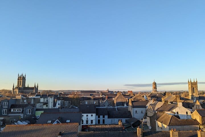 Walk historic Kilkenny with a qualified tour guide. (English) 8