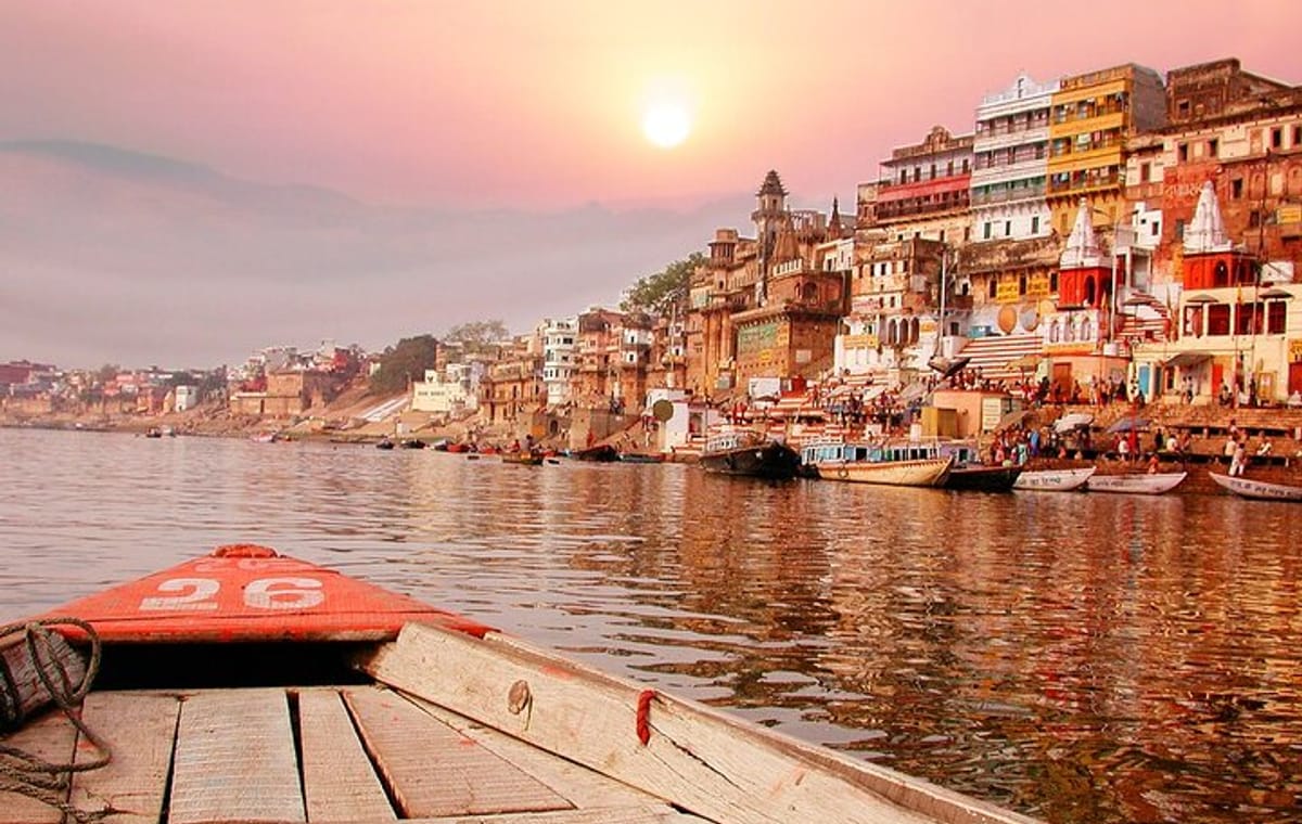 Varanasi City, Ramnagar Fort & Sarnath Sightseeing Tour