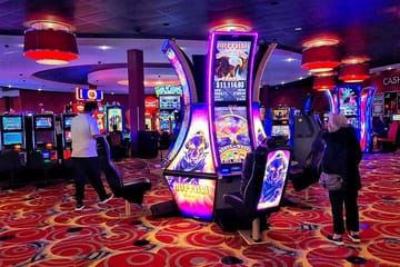 Night Vancouver (Music,Bars,Clubs & Casino)