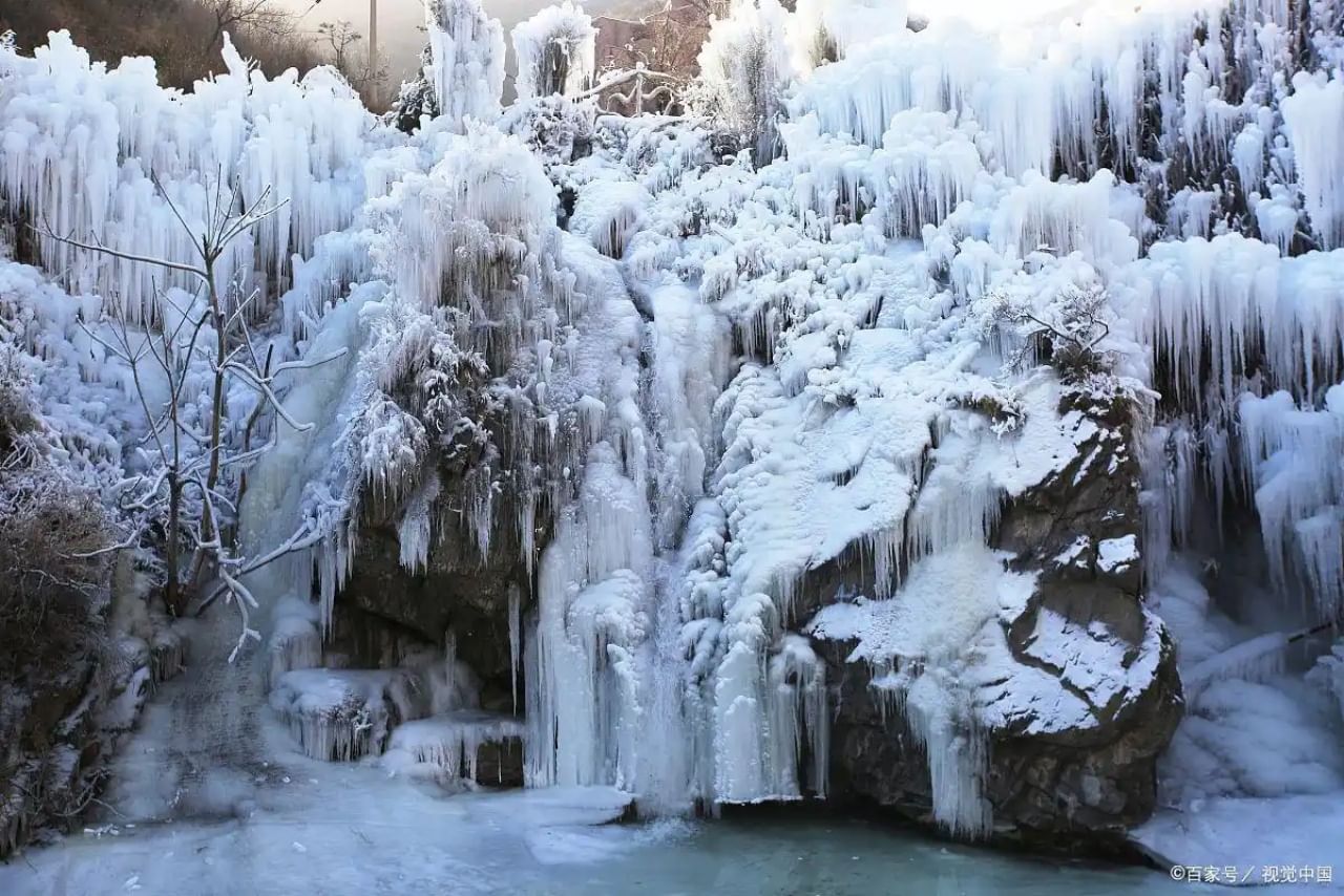 Jiuxiang Winter Scene