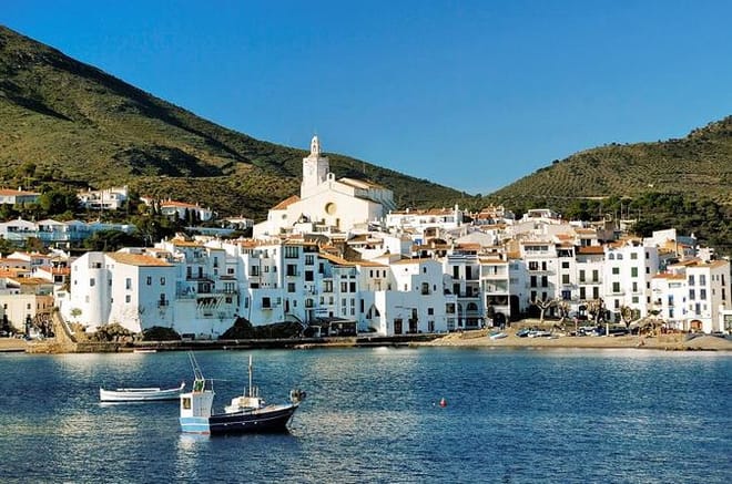 Dalí and Costa Brava Tour from Girona